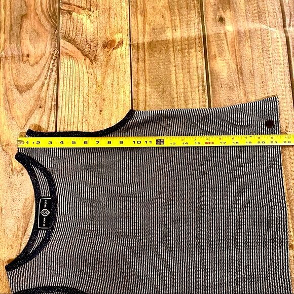 Vintage St John Sport Blue & White Striped Metallic Shell Tank Sz M - Picture 7 of 8